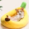 Banán alakú plüss kisállat fekhely