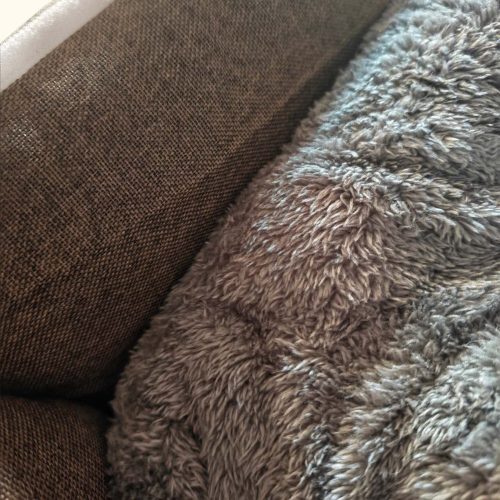 Puha plüss kisállat fekhely párnával több méretben